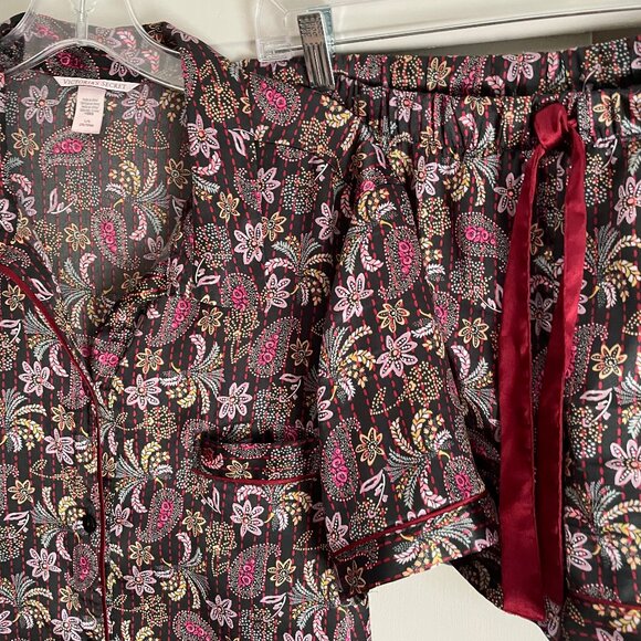 Victoria's Secret Satin Floral Paisley Short Sleeve Pajama Sleep SET Size L - Picture 14 of 16